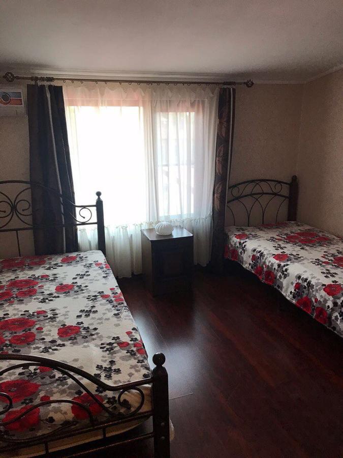 Nina Mini Hotel Gagra Exterior photo